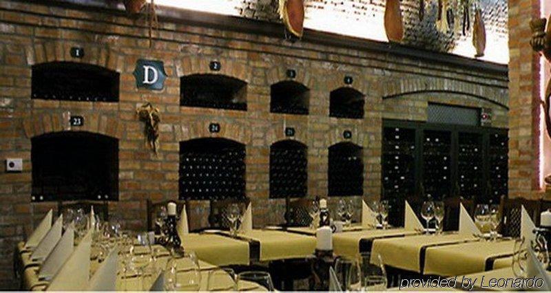 Hotel Matysak براتسيلافا المطعم الصورة